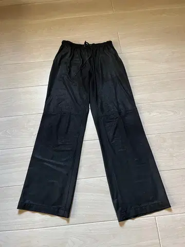 Ronherman 론 헤르만 와이드 팬츠 가죽 느낌