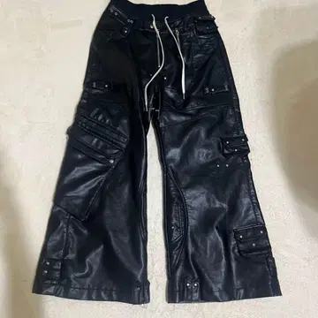 cozy worldwide 가죽 팬츠 M 사이즈