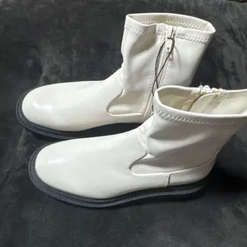 화이트 숏부츠 M 사이즈