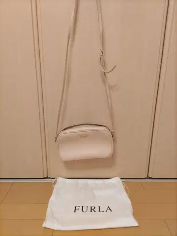 FURLA 핑크 숄더백 수납 가방 포함