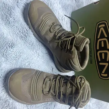 KEEN 트레킹 슈즈 방수 사이즈 27.5cm 박스 있음