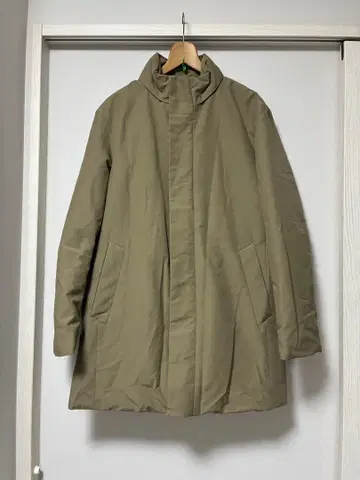 [ 미사용급 ] 하이브리드 다운 코트 베이지 UNIQLO