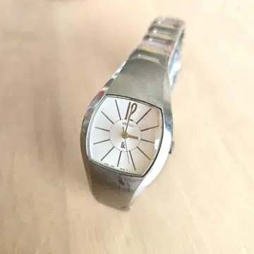 세이코 루키아 QZ 4N21-5460 실버 다이얼 여성용 손목시계