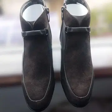 미사용 새상품 ] Riz 23cm 다크 브라운 스웨이드 가죽 숏부츠