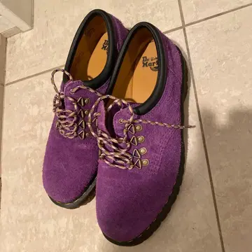 닥터마틴 트레킹 슈즈 퍼플 UK10 컨디션 최상