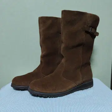 허시파피 고어텍스 스웨이드 부츠 브라운