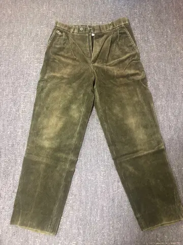 LACOSTE 올리브 그린 코듀로이 팬츠