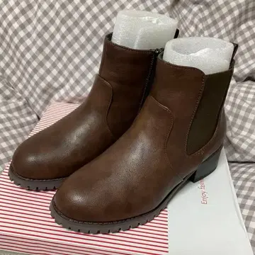 새상품 la farfa 심플 사이드 고어 부츠 L 사이즈