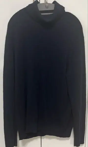 UNIQLO 캐시미어 100 터틀넥 스웨터 블랙 XL