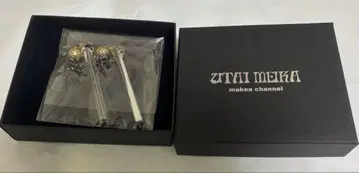 우타이 메이 귀걸이