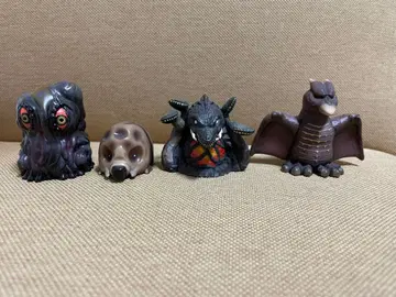 비올란테 헤도라 모스라 소프트 비닐 피규어