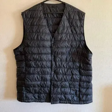 유니클로 울트라 라이트 다운 다운 베스트 블랙 XL