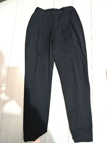 United Tokyo / 아우라스트 2턱 슬랙스 블랙