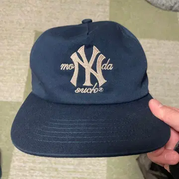 Monday suck 먼데이색 블루