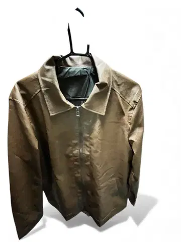 브라운 가죽 자켓