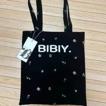 bibiy. B. STARRY TOTE BAG