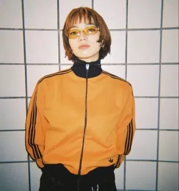 [ 가격 인하 가능 ] 고마츠 나나 착용 adidas 트랙 자켓