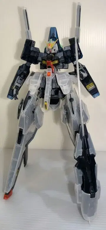 HG 건담 TR-6 [하이젠슬레이 II] 클리어 컬러