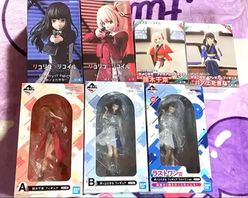 리코리스 리코일 피규어 묶음 판매