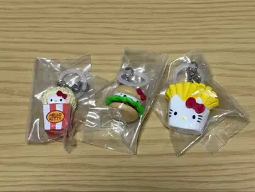 헬로키티 아메리칸 디자인 메지루시 액세서리