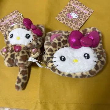 헬로키티 갸루 고양이 파우치와 봉제 키 세트 두 개 세트 새상품