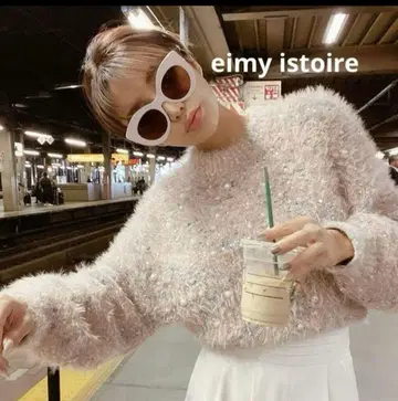 EIMY ISTOIRE 에이미 이스트 월 니트 페더 리본 펄