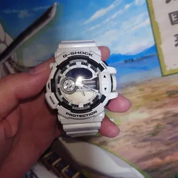 G-SHOCK 화이트 WR20BAR