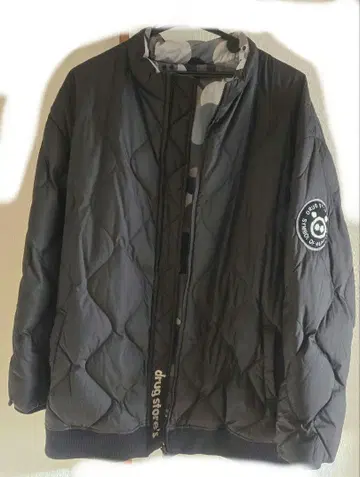 [ 빅 사이즈 ] 드럭 스토어즈 리버서블 다운 F