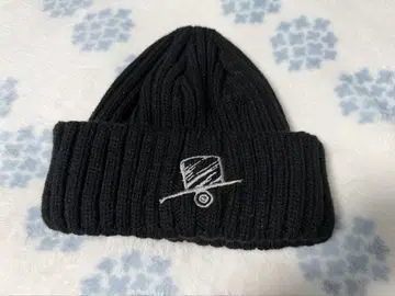 Eve 크리스마스 로고 니트 모자 블랙