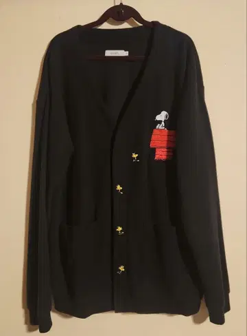 스누피 자수 블랙 가디건