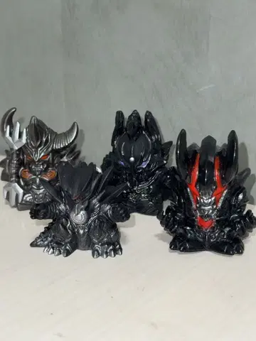 울트라맨 손가락 인형 4개 세트 피규어