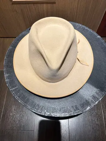 STETSON 스테트슨 샌드베이지 스트라트라이너 59cm