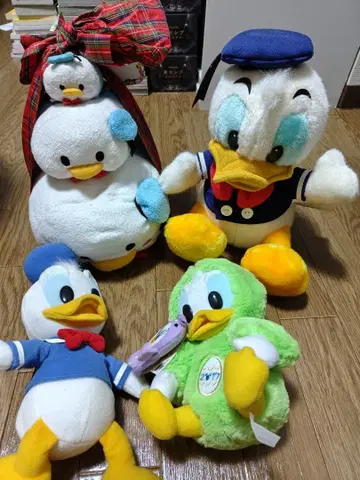 도널드 덕 봉제 인형 세트