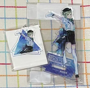 마크로스 x 리니아 L0계 아크릴 스탠드 & 키링 레이나