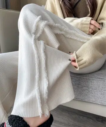 deux amour / 프린지 리브 니트 팬츠