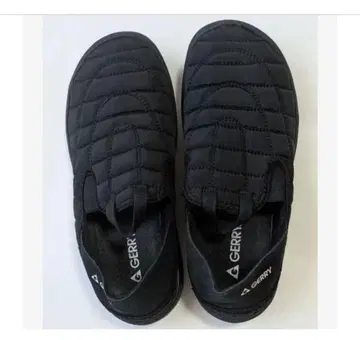 GERRY/제리 퀼팅 블랙 슬립온