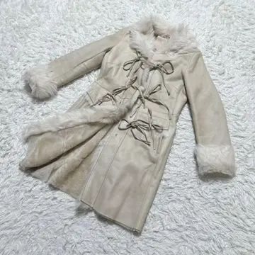 [ c6749 ] 무스탕 코트 베이지 리본 귀여운