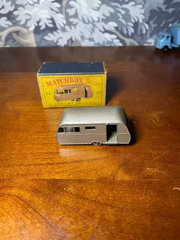 MATCHBOX No. 23 실버 캐러밴
