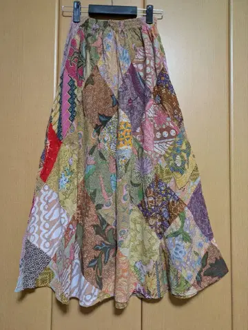 미사용 새상품 패치워크 디자인 스커트 & 목걸이