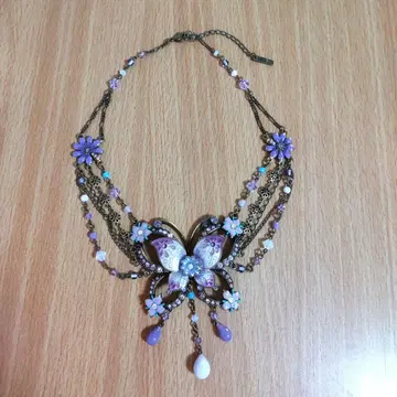 ANNA SUI 나비 모티브 목걸이