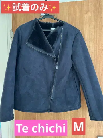 시착만 한 상품 테치치 네이비 퍼 달린 스웨이드 자켓 M