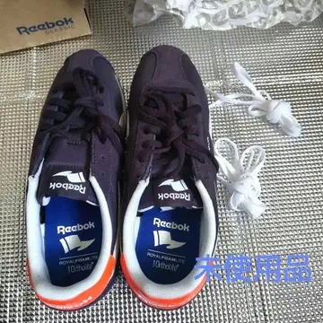 리복 다크 퍼플 스니커즈