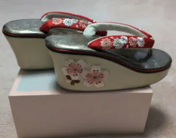 벚꽃 자수 조리 빨간색 하나오 퐁당 톡톡 통굽 성인식