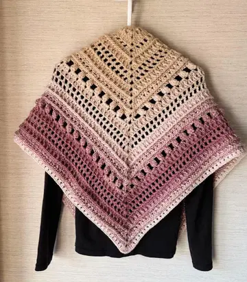 손뜨개질 삼각형 숄 유자와야