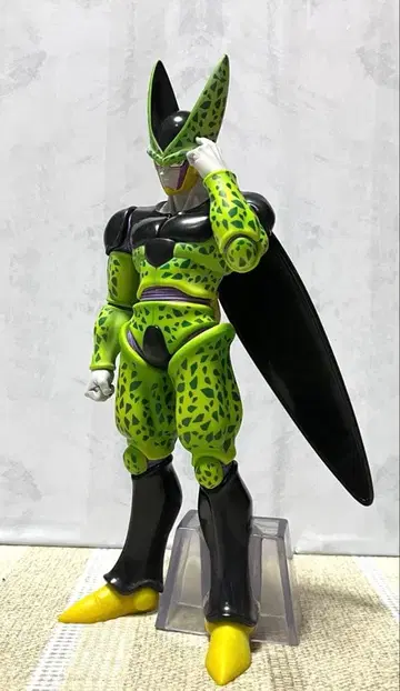 제일복권 드래곤볼 미래로의 결투 A상 셀