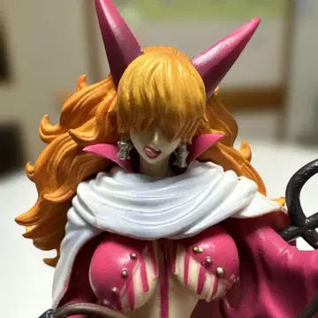 원피스 피규아트zero 사디 피규어