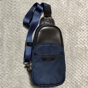 TAKEO KIKUCHI 숄더백 바디백 네이비 브라운