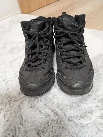 SKECHERS D'Lites 블랙 하이컷 스니커즈