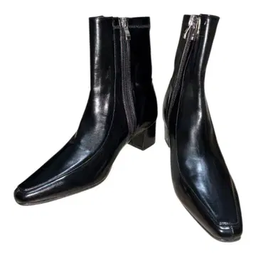 새상품급 FENNEL 페넬 에나멜 숏부츠 39 블랙 24.5