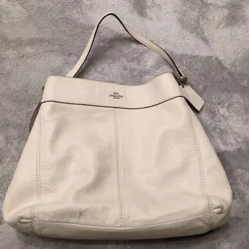 화이트 가죽 토트백